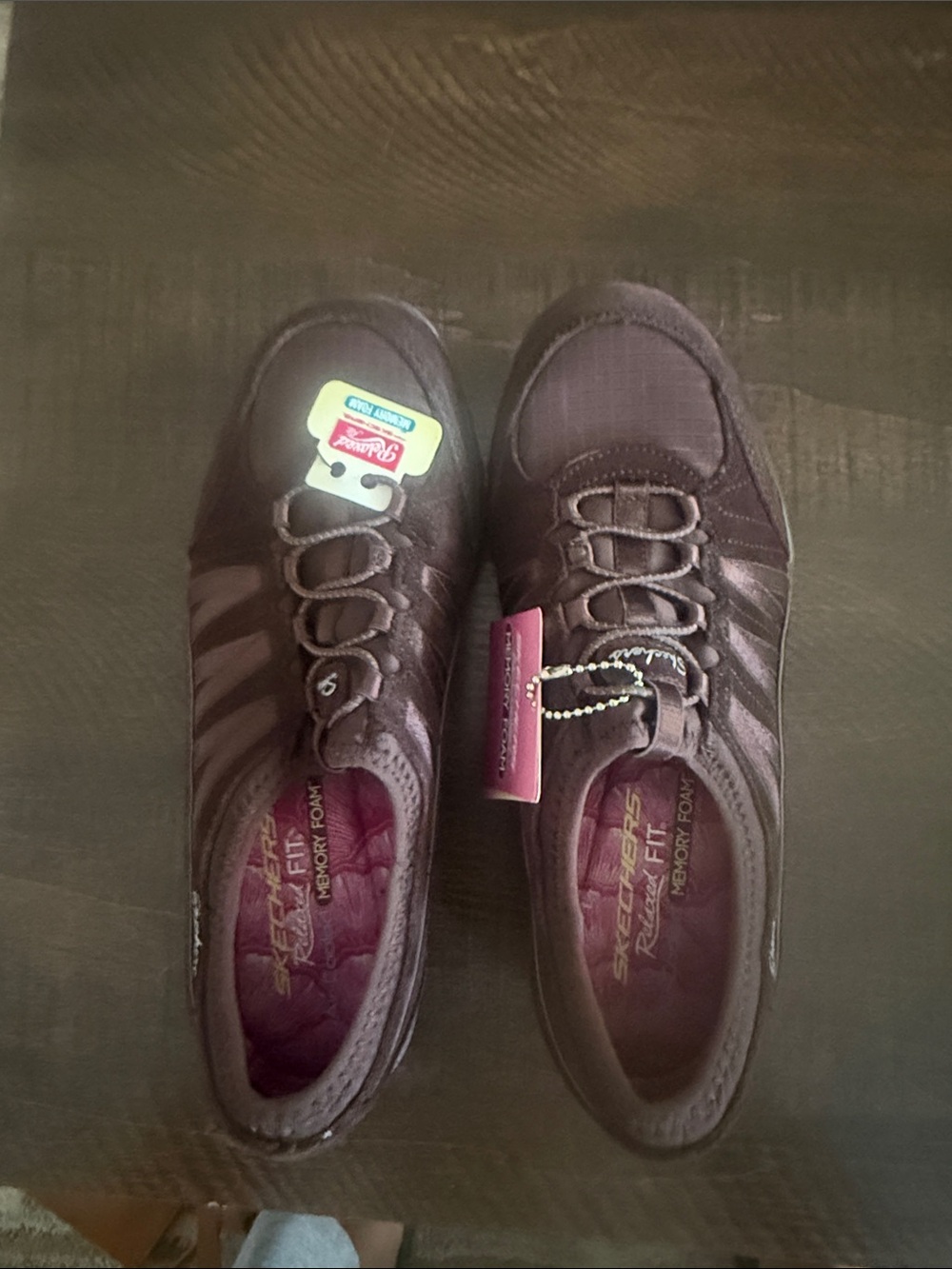 Skechers Slip-On Women's Sneakers in Plum